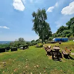 Villa Tudor - Beautiful Large Amidst Lush Nature!