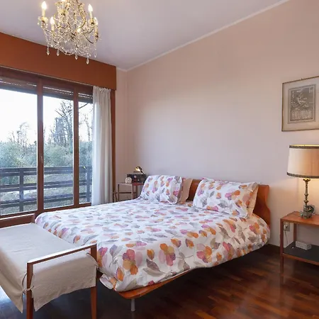 Tudor - Beautiful Large Amidst Lush Nature! Villa *