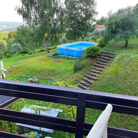 Tudor - Beautiful Large Amidst Lush Nature! Villa