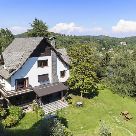 Tudor - Beautiful Large Amidst Lush Nature! Ghevio