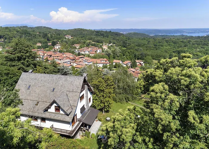 Villa Tudor - Beautiful Large Amidst Lush Nature! Ghevio
